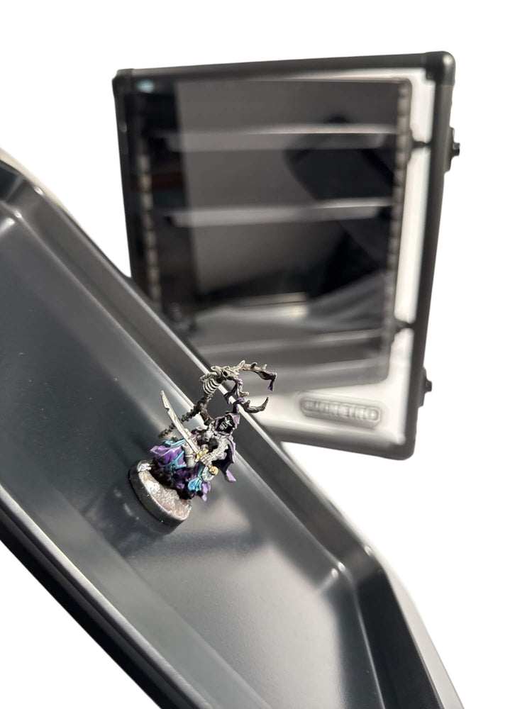 EVORETRO Aluminum Miniatures Display Case with 5 Magnetic Trays