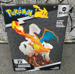 Pokemon- Select Light FX Charizard 13-inch Deluxe Collector’s Statue